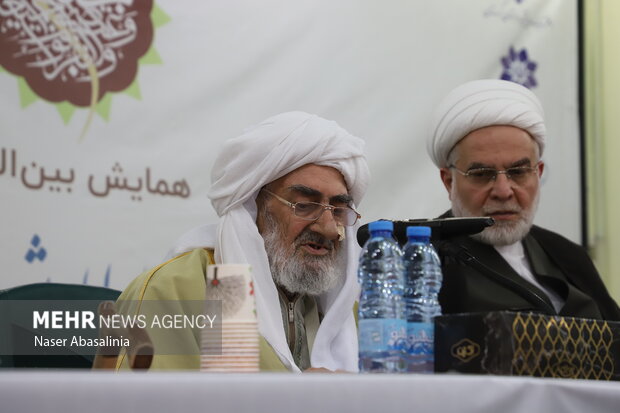 همایش بین‌المللی «وحدت اسلامی؛ میراث ماندگار امام شهید» در سنندج