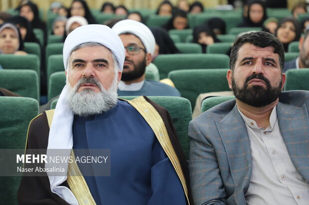 همایش بین‌المللی «وحدت اسلامی؛ میراث ماندگار امام شهید» در سنندج