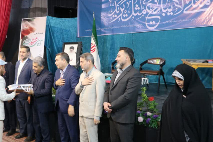 محفل شب شعر آقای شهید ایران در تربت‌جام