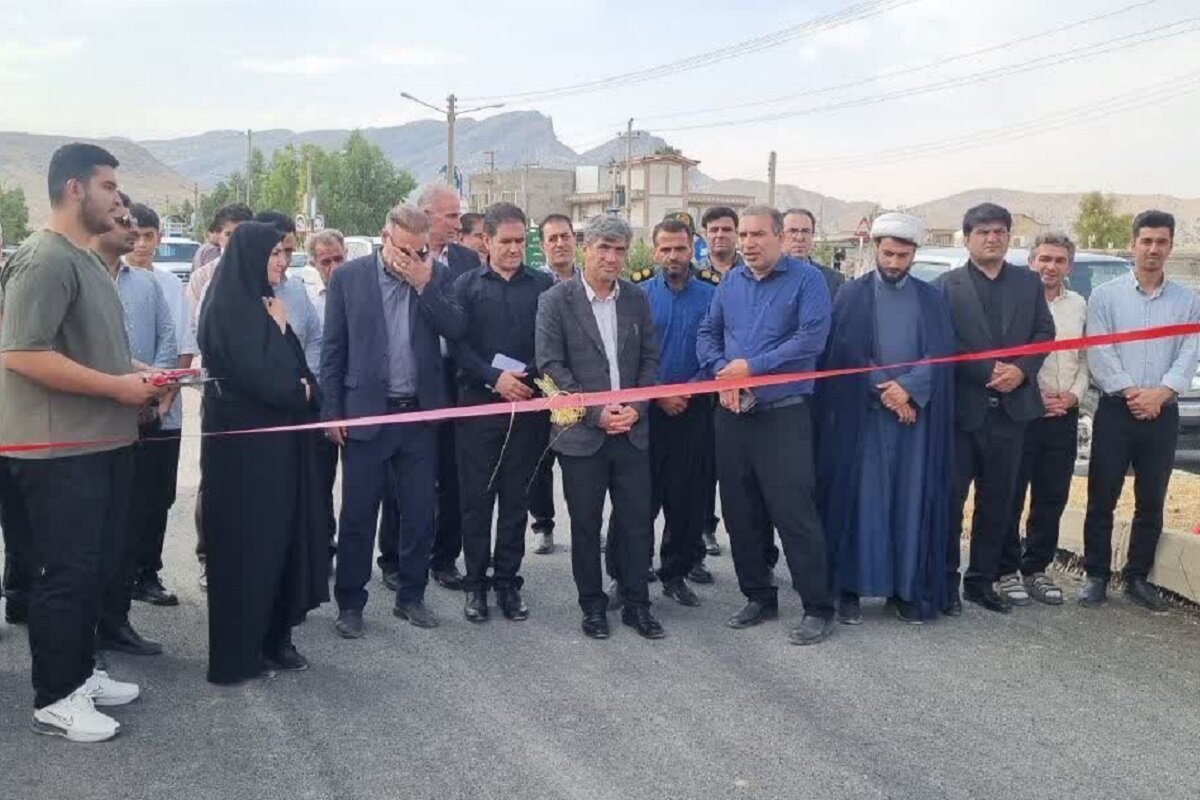 تحلیل: طرح‌های عمرانی بخش دیره گیلانغرب با اعتبار ۱۱ میلیارد تومان افتتاح شد | مهر - کد 00f7