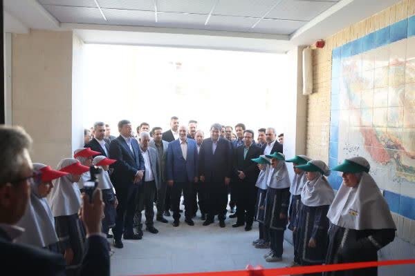 گزارش ویژه: بزرگترین پروژه مدرسه‌سازی کشور به لحاظ تعداد کلاس در کرمان افتتاح شد | مهر - کد 5a87