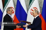 السفير الايراني يعلن عن لقاء مرتقب للرئيسين الايراني والروسي..تعزيز الجهود للتبادلات الاقتصادية