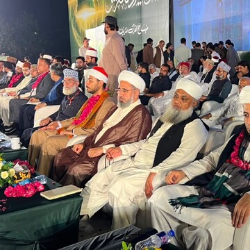 نبی کریم (ص) زمین پر اللہ تعالی کی رحمت کا کامل مظہر ہیں، علامہ امین شہیدی