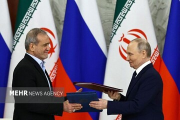 السفير الايراني يعلن عن لقاء مرتقب للرئيسين الايراني والروسي..تعزيز الجهود للتبادلات الاقتصادية