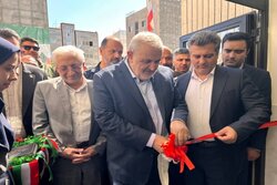 وزیر نیرو ۱۳ پروژه آموزشی و نیروگاه خورشیدی را افتتاح کرد