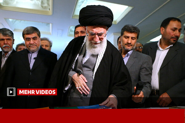 تاکید رهبر شهید انقلاب برای ایجاد نمایشگاه دائمی کتاب در تهران