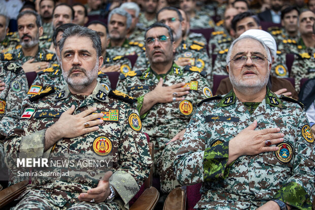 تجلیل از پزشکان بیمارستان نیروی پدافند هوایی ارتش