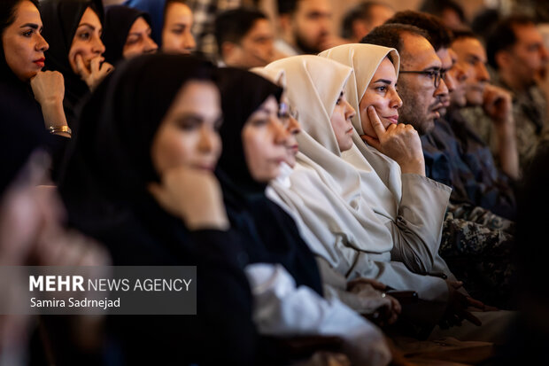 تجلیل از پزشکان بیمارستان نیروی پدافند هوایی ارتش