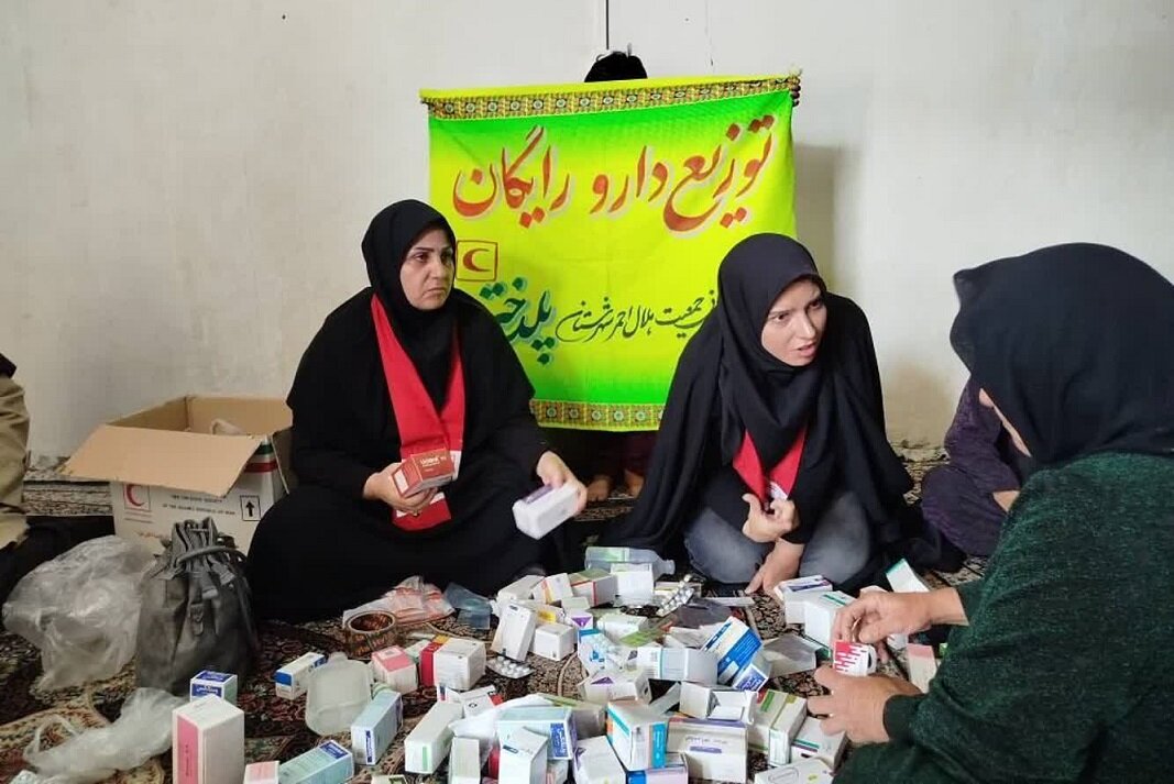ارائه خدمات رایگان سلامت به بیش از ۴۳۳ نفر در مناطق عشایری پلدختر