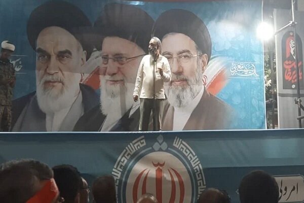 ترس دشمن از خون خواهی ملت ایران؛رسانه و مردم پیروزی را شکل می‌دهند