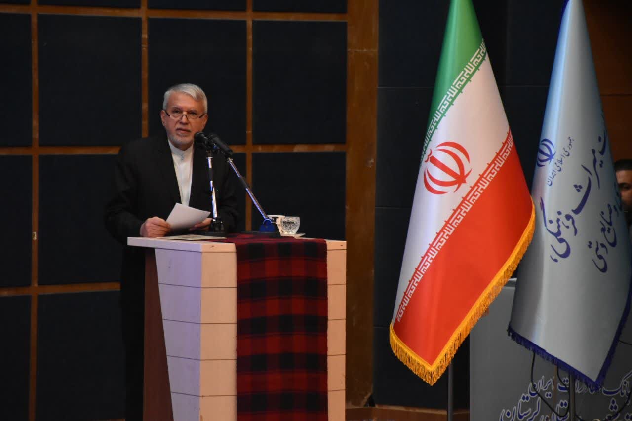 گزارش تحلیلی: نتیجه مقاومت ملت باید به سفره آنان منتقل شود/عذرخواهی از بابت گرانی ها | مهر - کد dec0