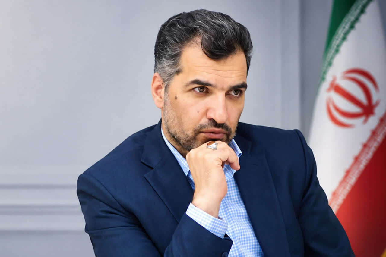 تحلیل خبر: ضرورت ایجاد مجتمع‌های اداری متمرکز در شهرستان‌های یزد | مهر - کد c290