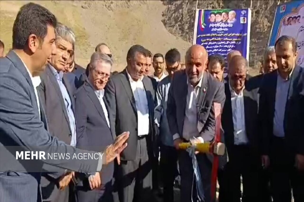 گزارش تحلیلی: آغاز طرح ایمن سازی جاده سی سخت-پادنا با حضور وزیر تعاون | مهر - کد a3bb