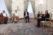 بزشكيان: يجب الاعتراف بجميع الحقوق القانونية للشعب الإيراني