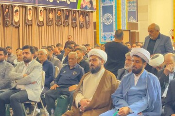 تجلیل از صداهای ماندگار میدان در گلزار شهدای وادی رحمت تبریز