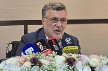 ظفرقندی: تیم سلامت در سخت‌ترین شرایط پای کار مردم؛ بدهی بیمه حل شود
