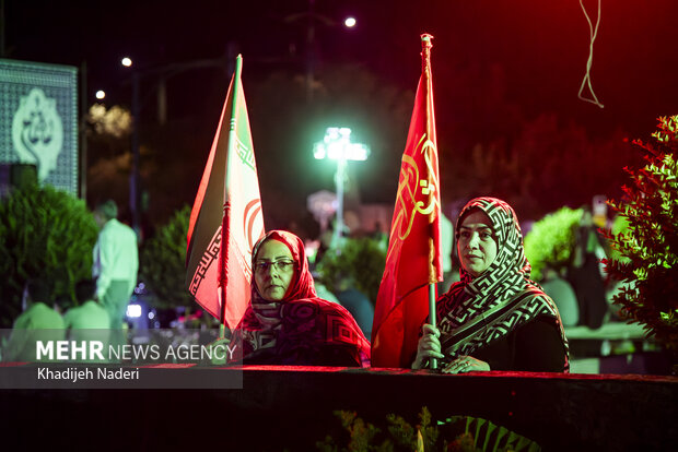 مراسم گرامیداشت رهبر شهید و تبیین شخصیت رهبر معظم انقلاب در اصفهان