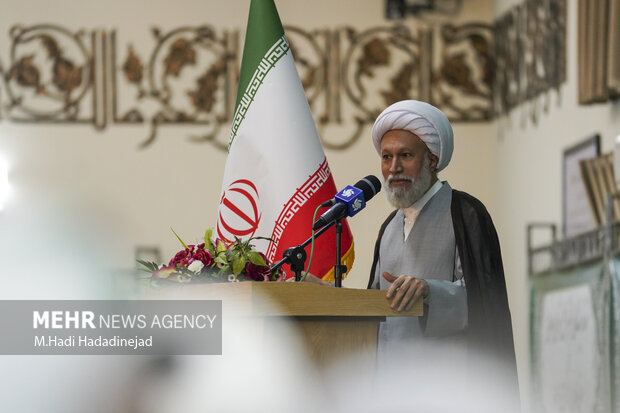 آیت‌الله دژکام: وحدت اسلامی باید از شعار به اقدام و عمل برسد