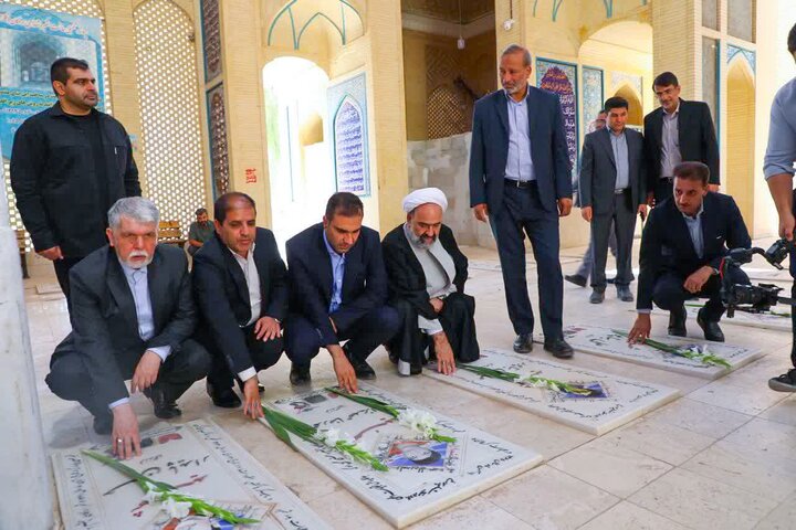 مدرسه ۹ کلاسه اردکان با حضور وزیر فرهنگ و ارشاد اسلامی افتتاح شد