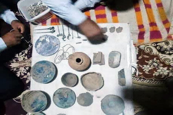 کشف ۶۱ قطعه تاریخی و باستانی در مرودشت