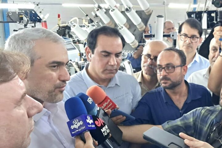 وزیر اقتصاد: سرمایه‌گذاران بوشهری از واردات به سمت تولید حرکت کرده‌اند