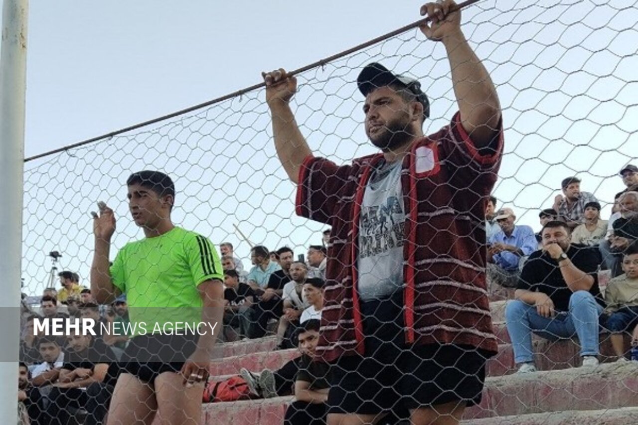 مسابقات کشتی با چوخه خانلقِ شیروان برگزار شد