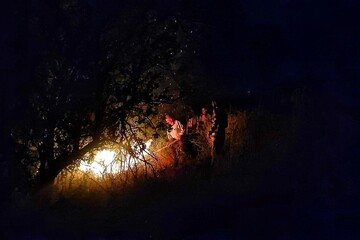 آتش‌سوزی گسترده در باغات اهرچایی مهار شد