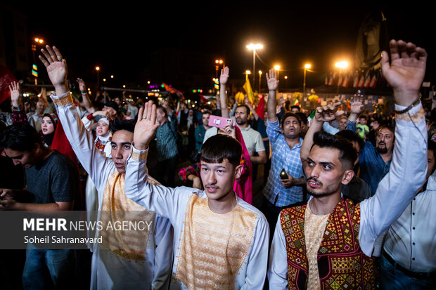 جشن وحدت در میدان انقلاب تهران