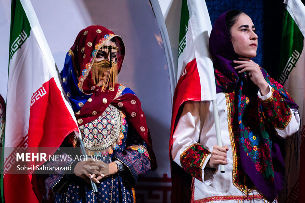 جشن وحدت در میدان انقلاب تهران