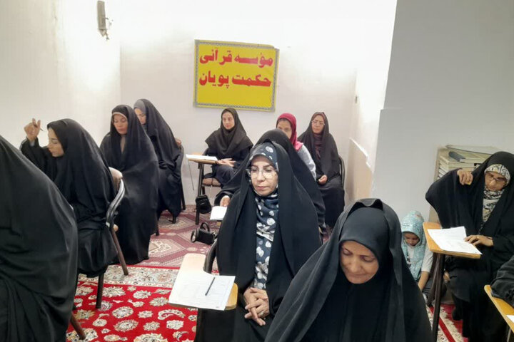 برگزاری آزمون بخش معارفی مسابقات قرآن در  خلیل آباد