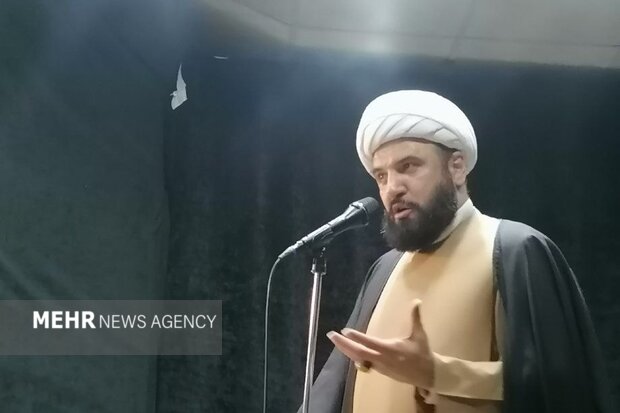 سنجری: مدیریت شهری چهاردانگه نسبت به تأخیر در پروژه‌ها پاسخگو باشد