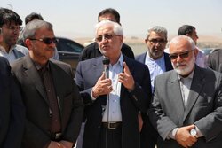 نوری: پیگیری تأمین آب برق و گاز ۷۰۰ واحد مسکونی چرمغان ضروری است