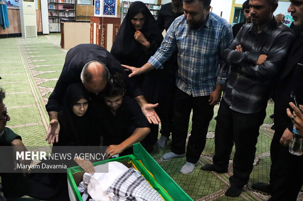 وداع با شهید مدافع وطن علی‌اصغر نورانی در بجنورد