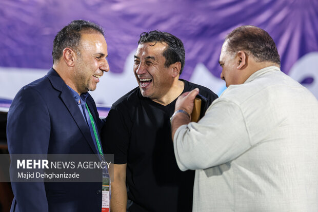 لیگ برتر فوتبال - تراکتور و چادرملو
