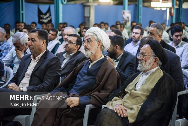 یادواره ۱۰۰۰ شهید کارمند استان اصفهان