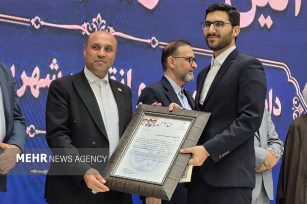 دادستانهای جدید قرچک و ورامین معرفی شدند