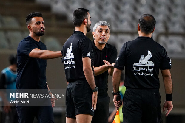 لیگ برتر فوتبال - فجر سپاسی و ذوب آهن