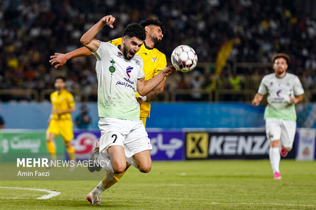 لیگ برتر فوتبال - فجر سپاسی و ذوب آهن