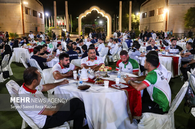 بدرقه کاروان ورزش ایران به ناگویا