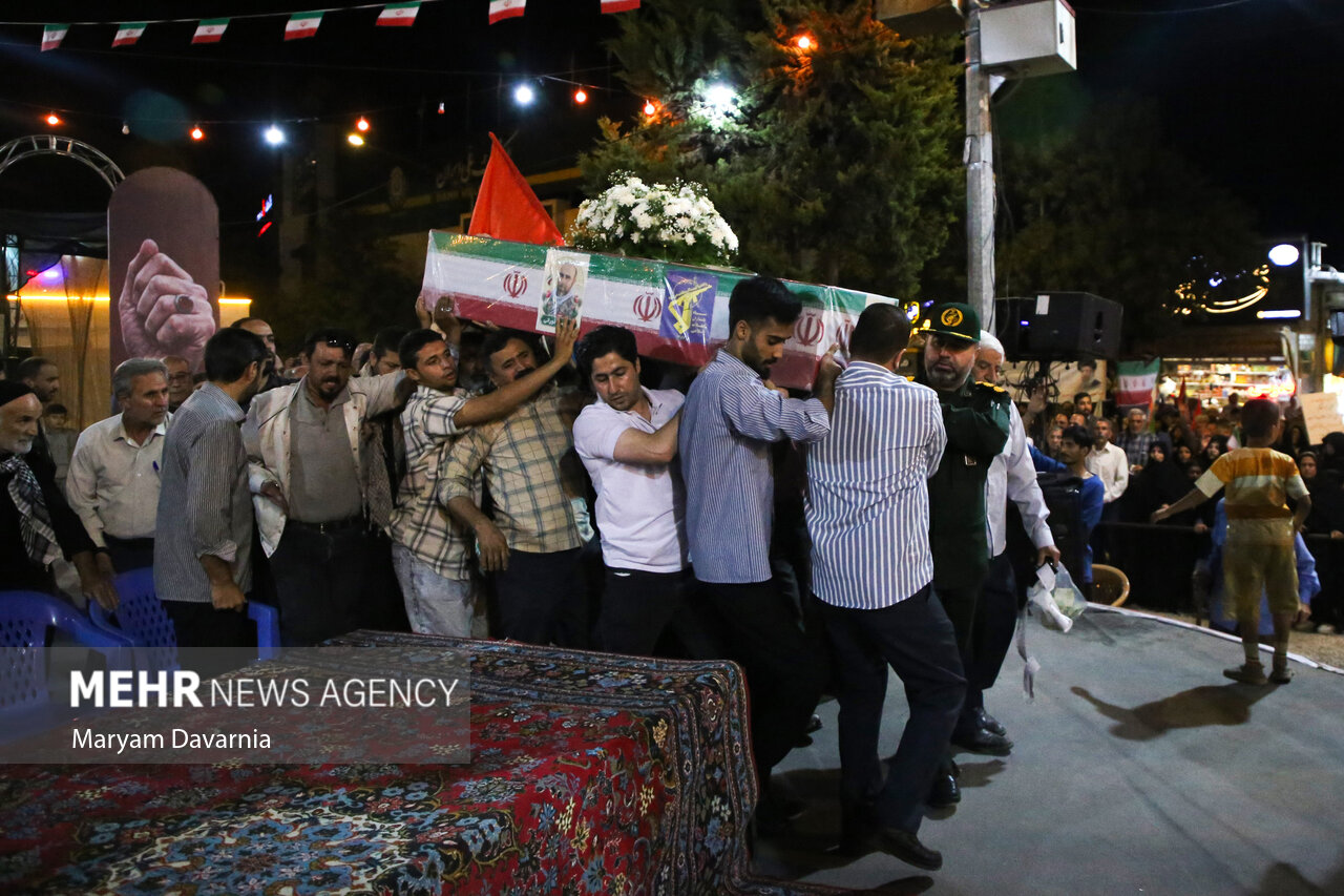 وداع با شهید مدافع وطن علی‌اصغر نورانی در بجنورد
