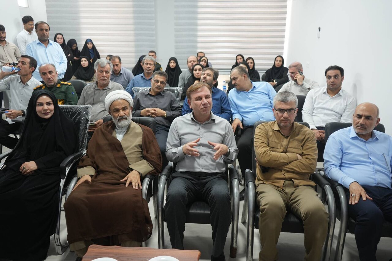 تحلیل بحران: مرکز آموزش‌های تخصصی در دشتستان افتتاح شد | مهر - کد 962e