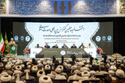 پیام رهبر انقلاب به اختتامیه کنفرانس بین المللی وحدت اسلامی در مشهد