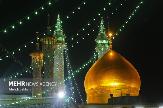 جشن شب میلاد پیامبر(ص) و امام صادق(ع) در حرم بانوی کرامت