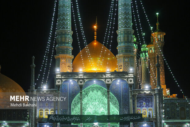جشن شب میلاد پیامبر(ص) و امام صادق(ع) در حرم بانوی کرامت