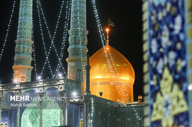 جشن شب میلاد پیامبر(ص) و امام صادق(ع) در حرم بانوی کرامت