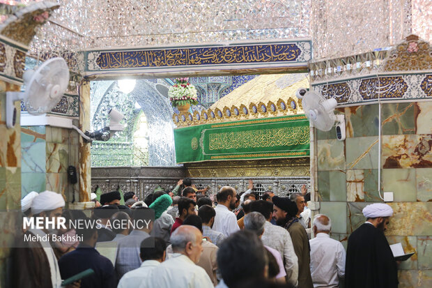 جشن شب میلاد پیامبر(ص) و امام صادق(ع) در حرم بانوی کرامت