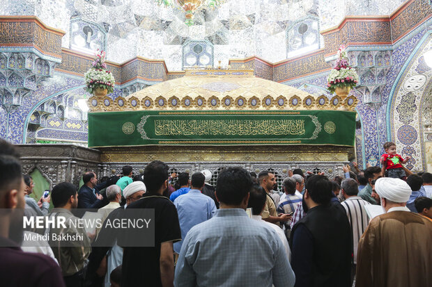 جشن شب میلاد پیامبر(ص) و امام صادق(ع) در حرم بانوی کرامت