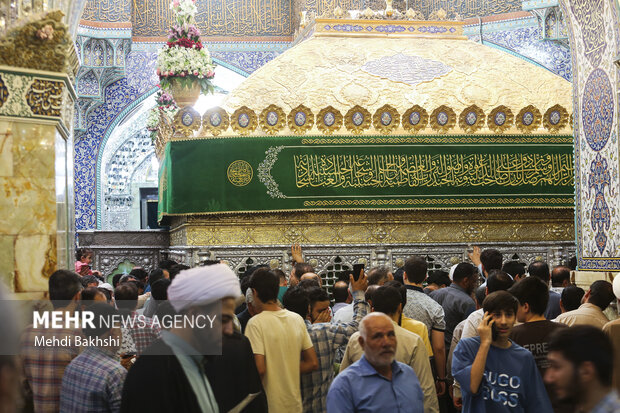 جشن شب میلاد پیامبر(ص) و امام صادق(ع) در حرم بانوی کرامت
