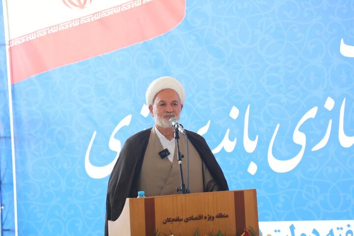 فرودگاه قم فرصت‌های اقتصادی و مذهبی جدیدی برای استان ایجاد می‌کند