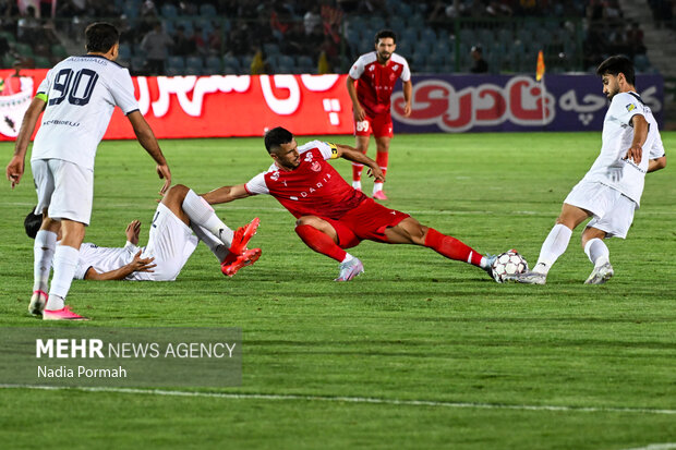 لیگ برتر فوتبال - پرسپولیس و ملوان